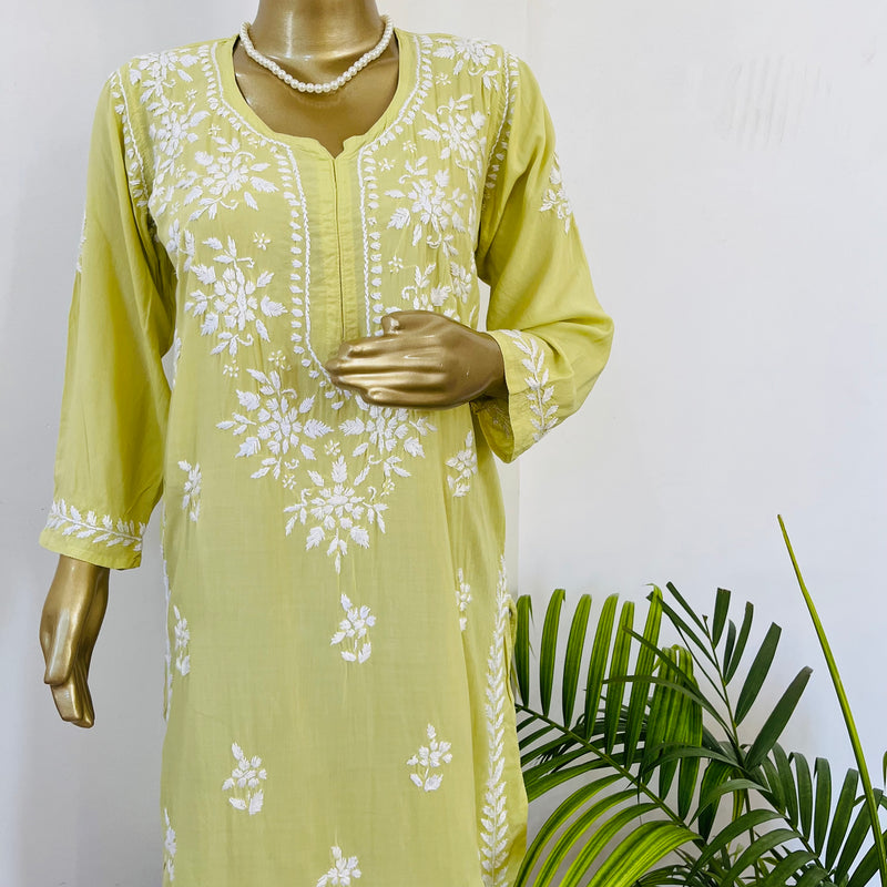 HARSHA GREEN CHIKANKARI MODAL KURTA Libaas e Lucknow