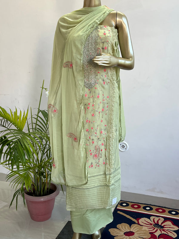 GREEN EMBROIDERED GEORGETTE SUIT Libaas e Lucknow