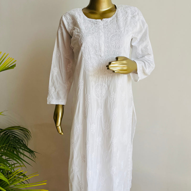 LAta white pure cotton Chikankari Kurta Libaas e Lucknow