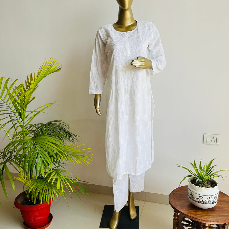 LAta white pure cotton Chikankari Kurta Libaas e Lucknow