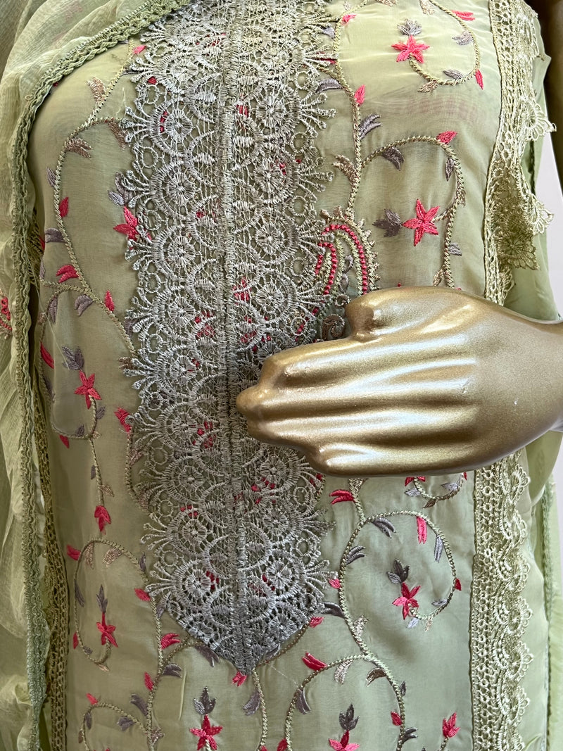 GREEN EMBROIDERED GEORGETTE SUIT Libaas e Lucknow