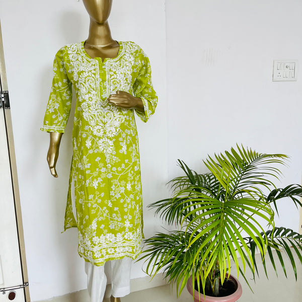 ANAASA CHIKANKARI MUL GREEN KURTA Libaas e Lucknow