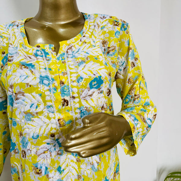 SAMIRA MUL CHIKANKARI YELLOW KURTA PALLAZZO SET Libaas e Lucknow