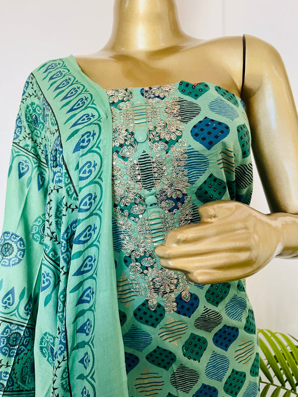 Green Foil Printed Suit Libaas e Lucknow