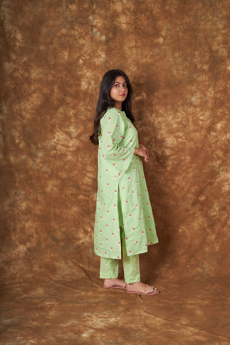 Green Boota Kurta Set Libaas e Lucknow