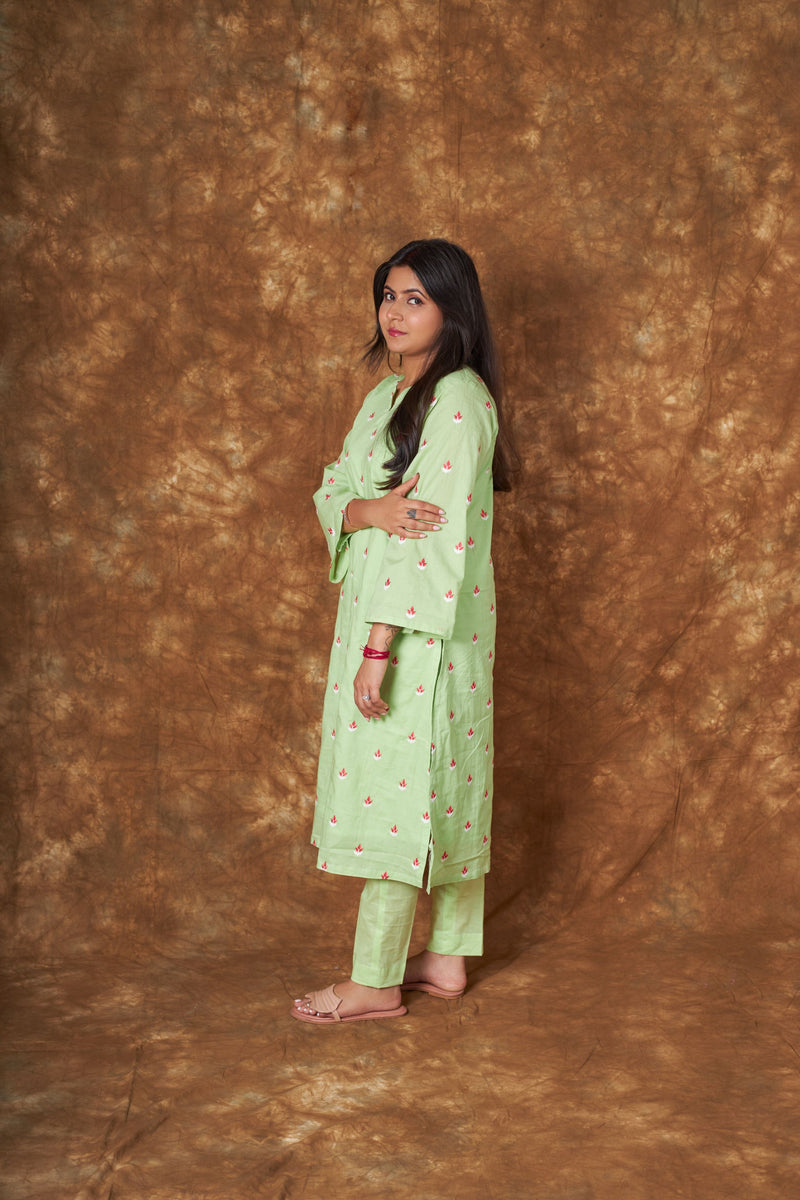 Green Boota Kurta Set Libaas e Lucknow