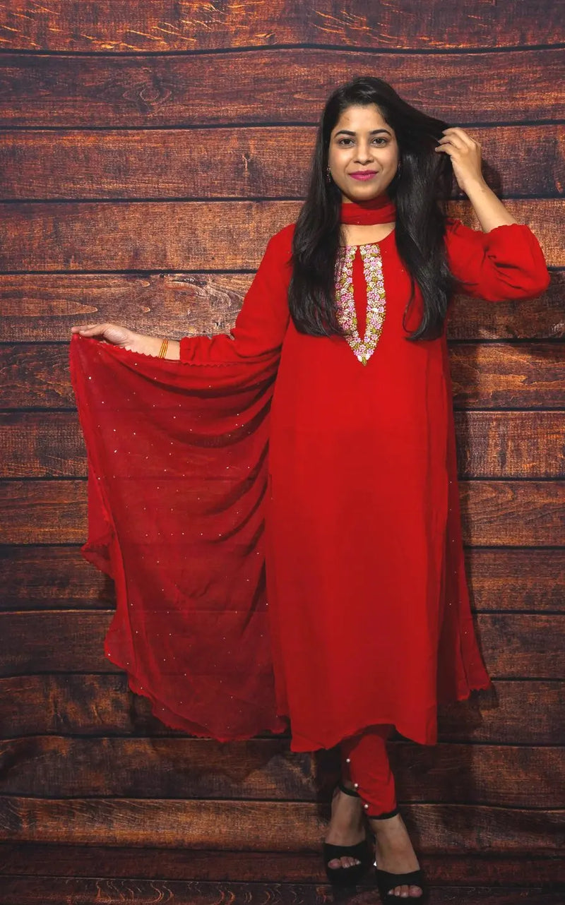 Gulaab Resham Red Kurta Set Libaas e Lucknow