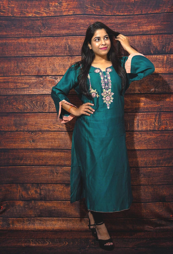 Hirani Green Embellished Kurta Libaas e Lucknow