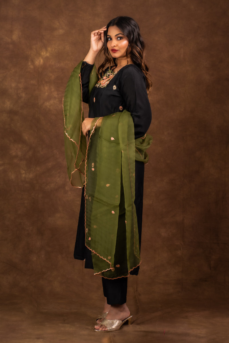 Sehar Black & Green Suit Set Libaas e Lucknow